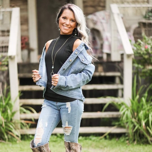 Meet your Posher, Echo - Picture 4 of 4